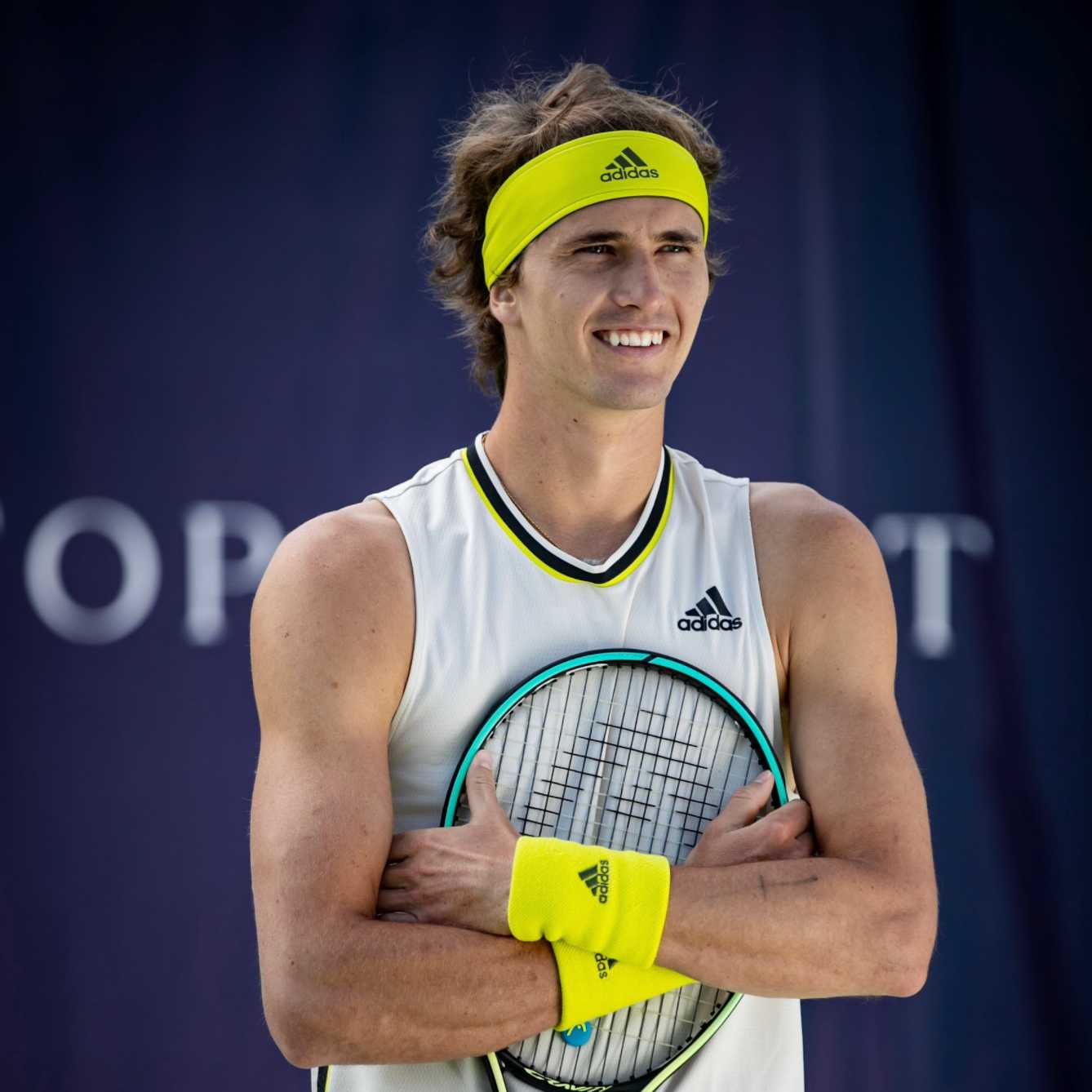 TopCourt Zverev backhand