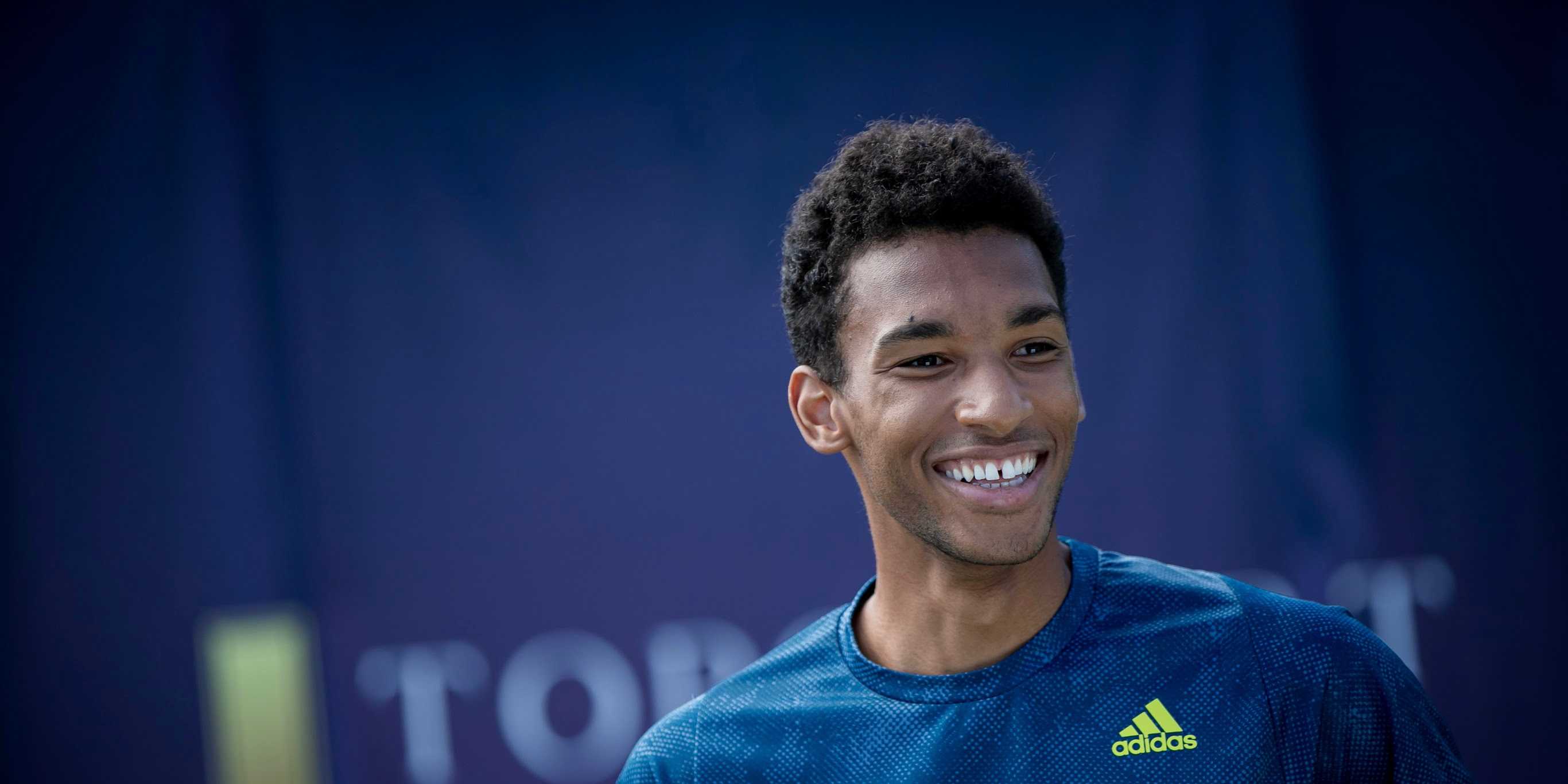 TopCourt Slice Clay Court Season